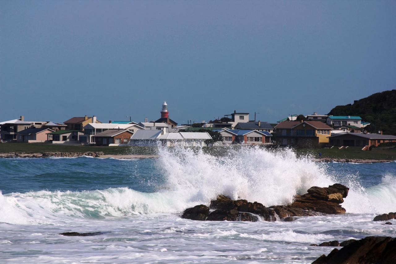 The Sun Catcher Bed & Breakfast Struisbaai Buitenkant foto